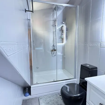 Modern, Spacious With Free Car Parking Apartment