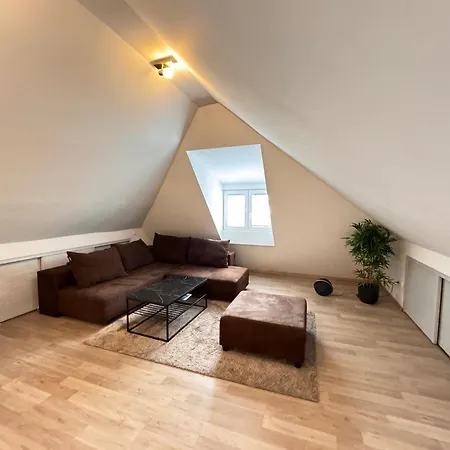 Modern, Spacious With Free Car Parking *