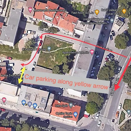 Modern, Spacious With Free Car Parking * Split