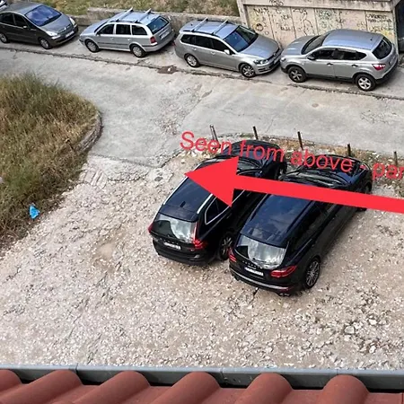 Apartment Modern, Spacious With Free Car Parking *